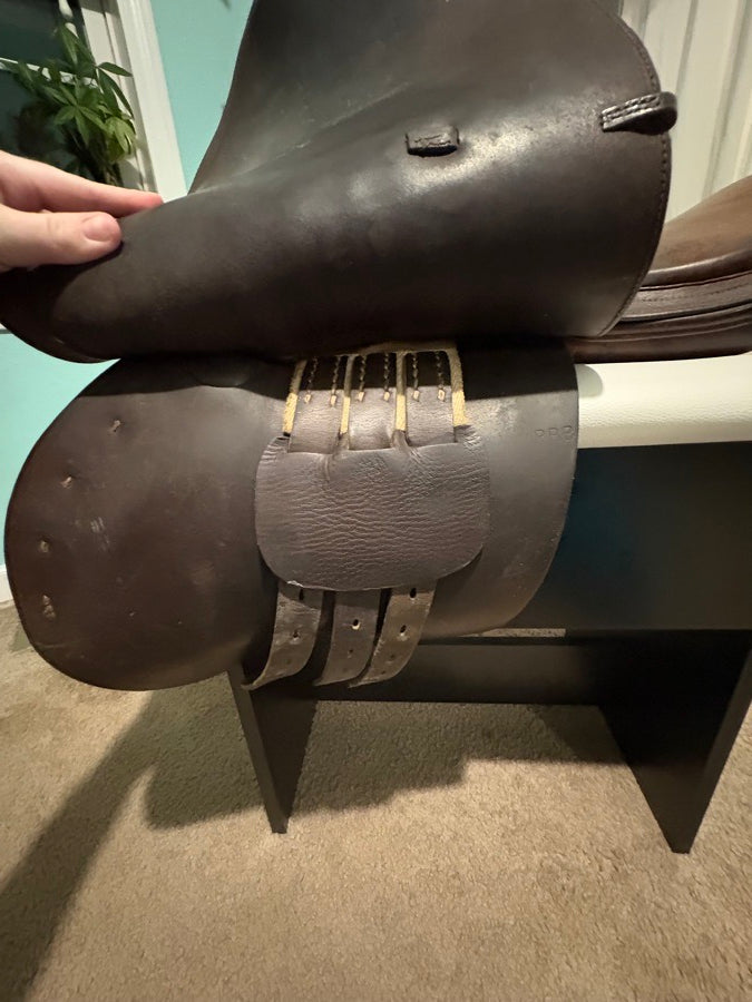 CROSBY Crosby England Saddle 16” (5)