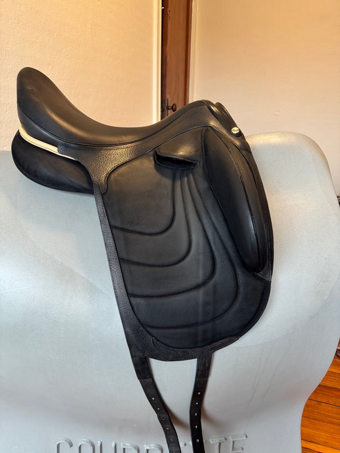 DEVOUCOUX 17.5” 2024 Devoucoux Makila Harmonie Dressage Saddle - 2A - Full Buffalo