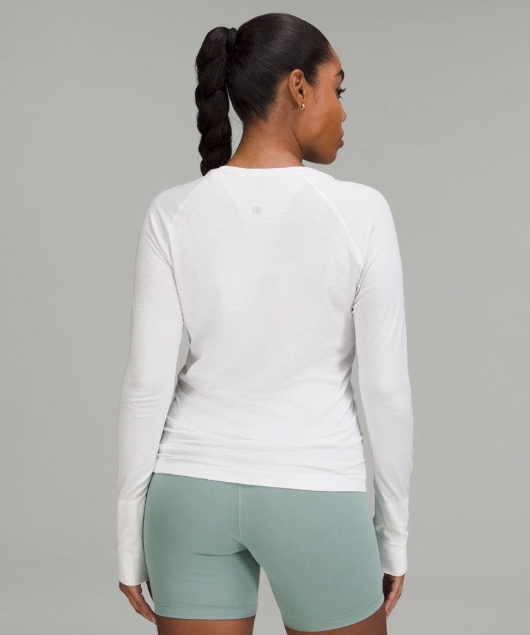 LULULEMON White Lululemon long sleeve (2)