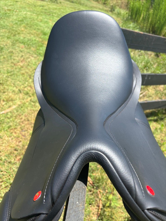 Other Thorowgood T8 Dressage Saddle (2)