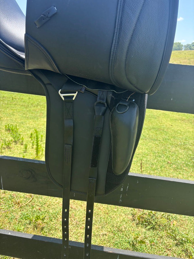 Other Thorowgood T8 Dressage Saddle (3)