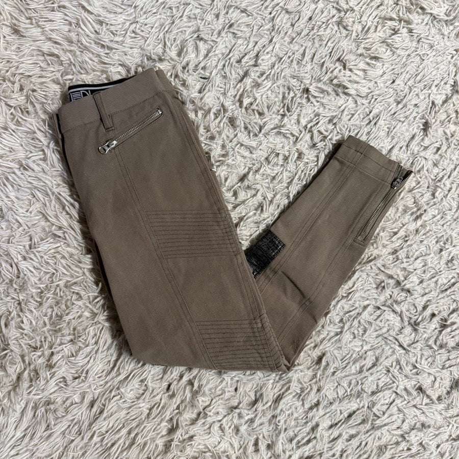 Women’s Size 26 Brown GhoDho Knee Patch Horseback Riding Breeches. Good Cond.