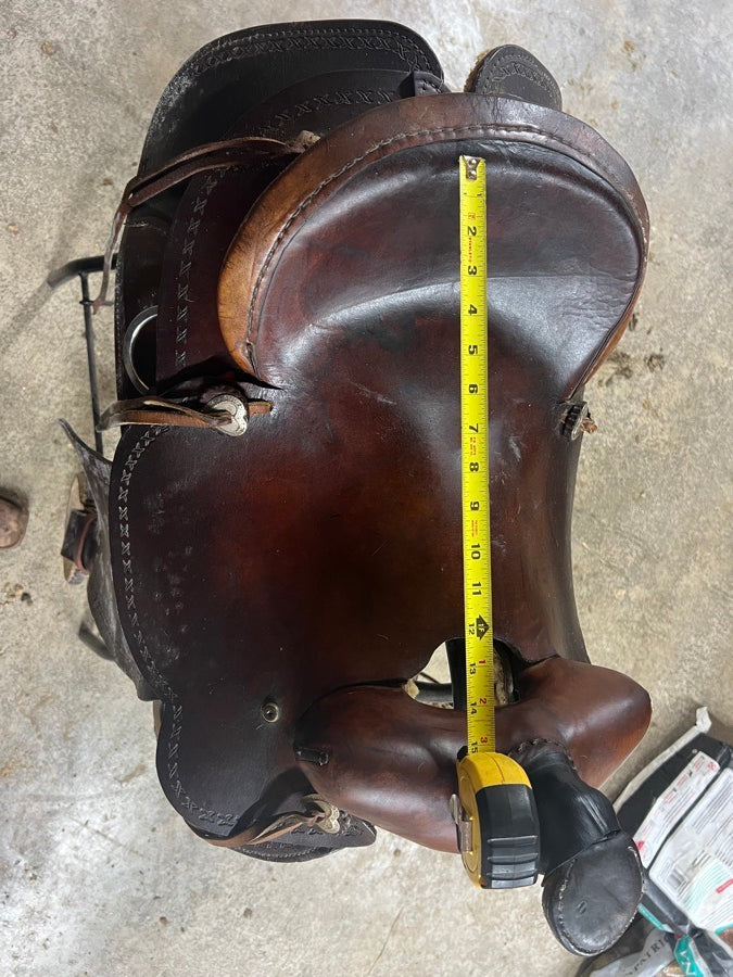 OTHER 15” Roping Saddle (4)
