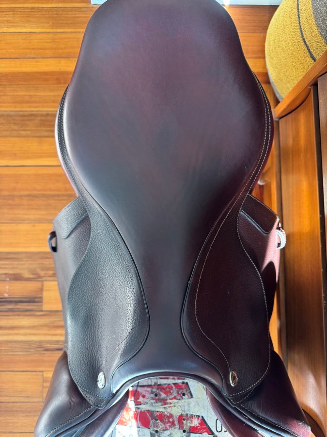 CWD 17.5” 2023 CWD SE02 Jump Saddle - Grain/Buffalo - 3C Flaps - PRO Panels (7)