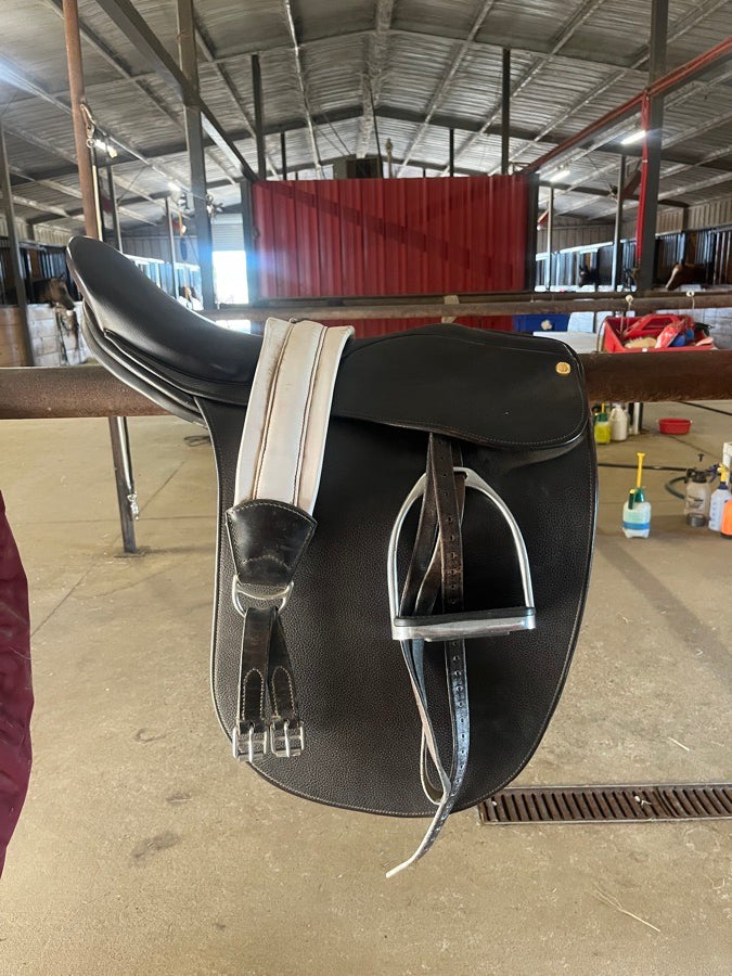 Other Freedman’s World Cup Flat Saddle (2)