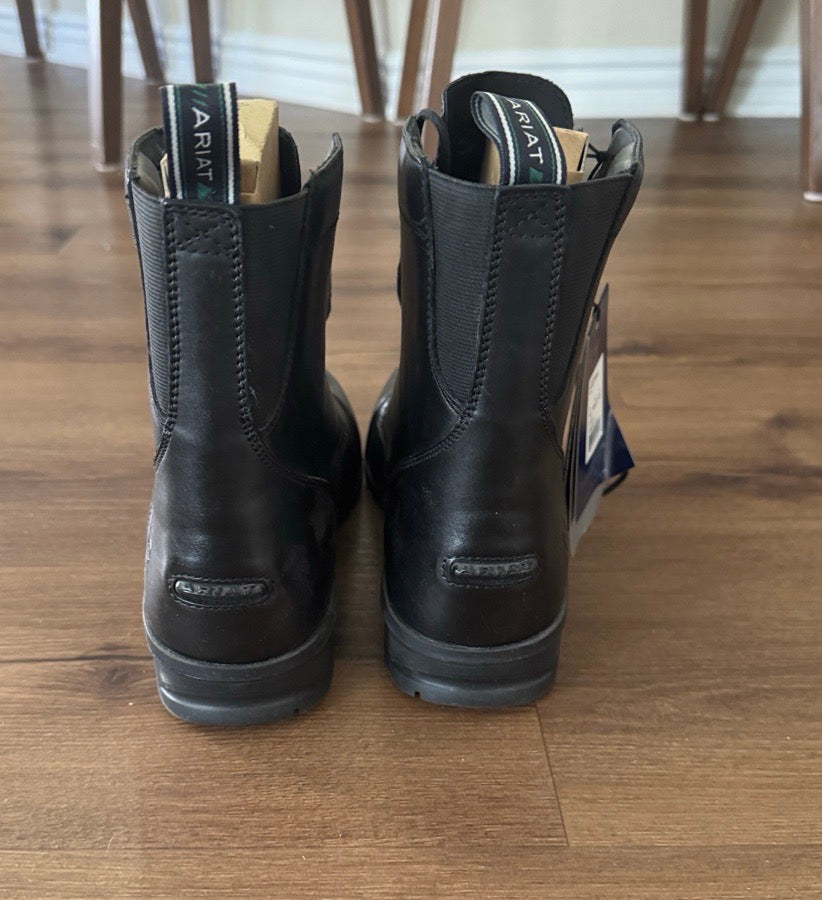 ARIAT NWT Ariat Women's Black Lace Up Heri V tage IV Paddock Boot. Size 10 (4)