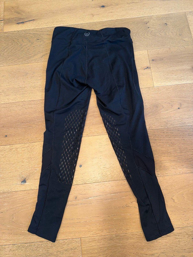 Kerrits knee patch riding tight