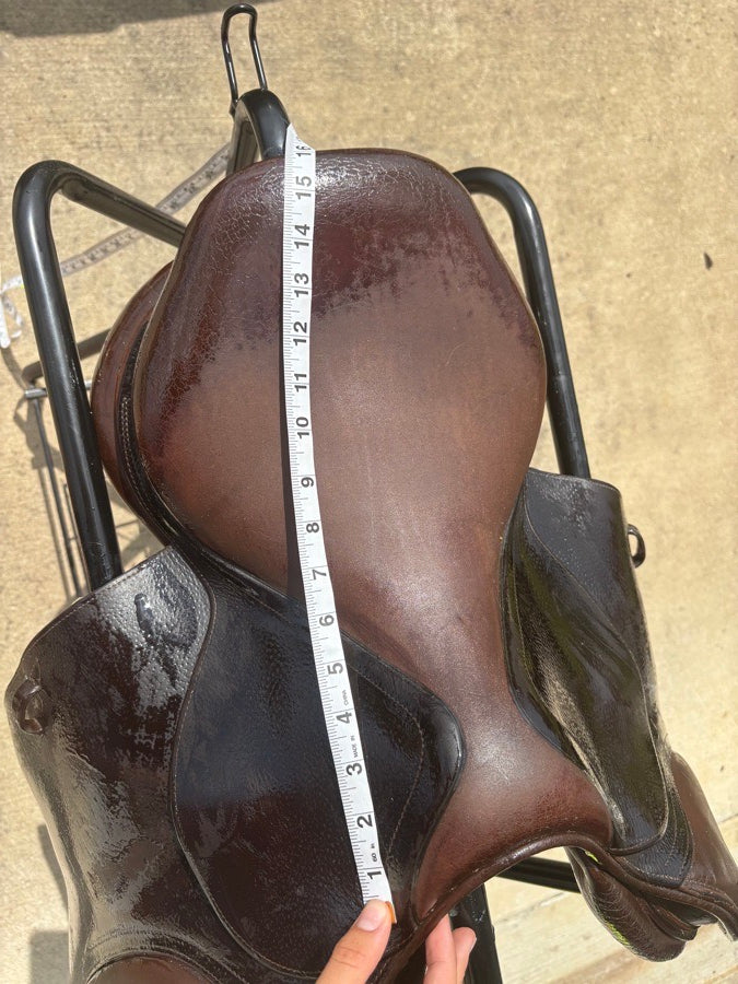 CWD CWD saddle 16” SE01 2L flaps (4)