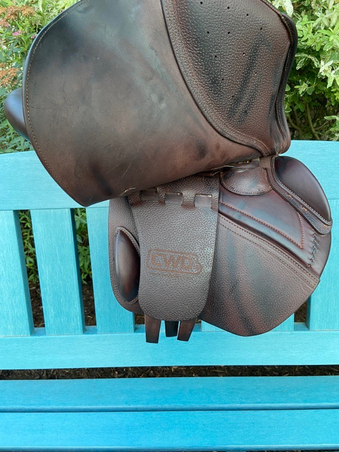 CWD 2018 CWD Saddle SE01 17.0” 1C (4)