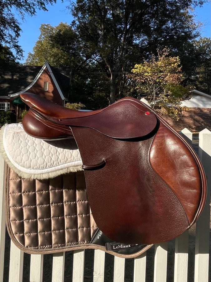ALBION 17.5 Medium Tree Wool Flocked Albion Kontact Jump Saddle
