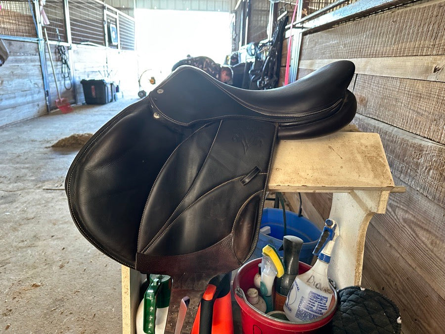 VOLTAIRE Voltaire Lexington 17.5