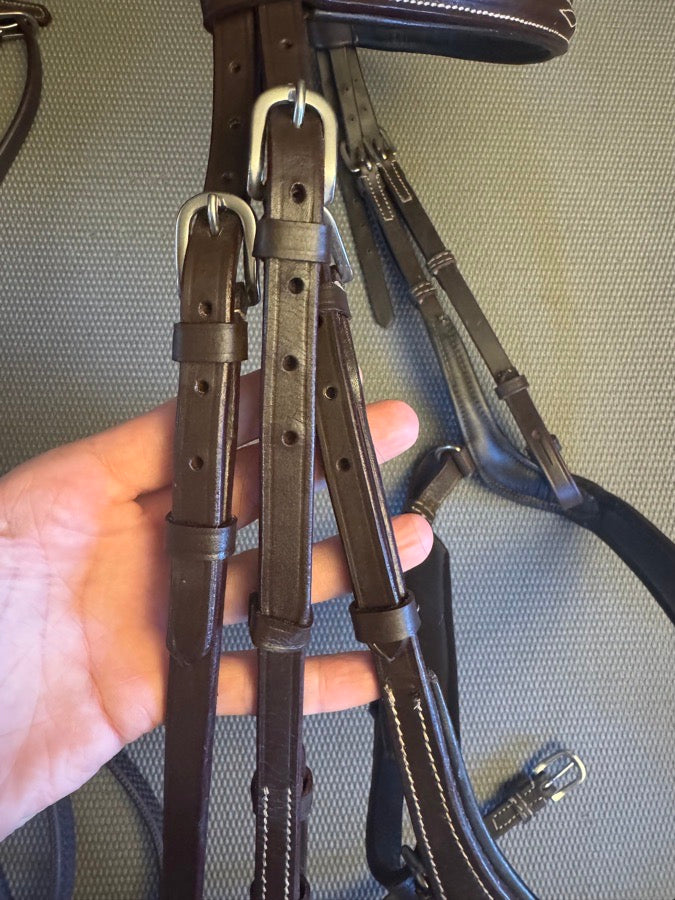 FREE RIDE EQUESTRIAN FRE Fancy Stitch Ergonomic Bridle With Reins (2)