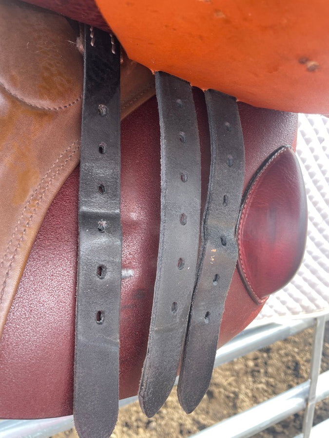 STUBBEN Stubben Juventus 17” Jump Saddle (7)