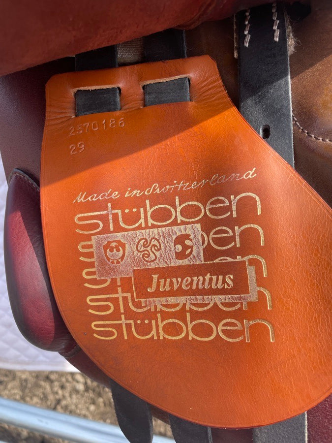 STUBBEN Stubben Juventus 17” Jump Saddle (3)