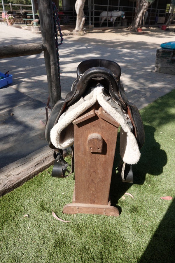 Other Black Ortho-Flex Endurance Trail Saddle (2)