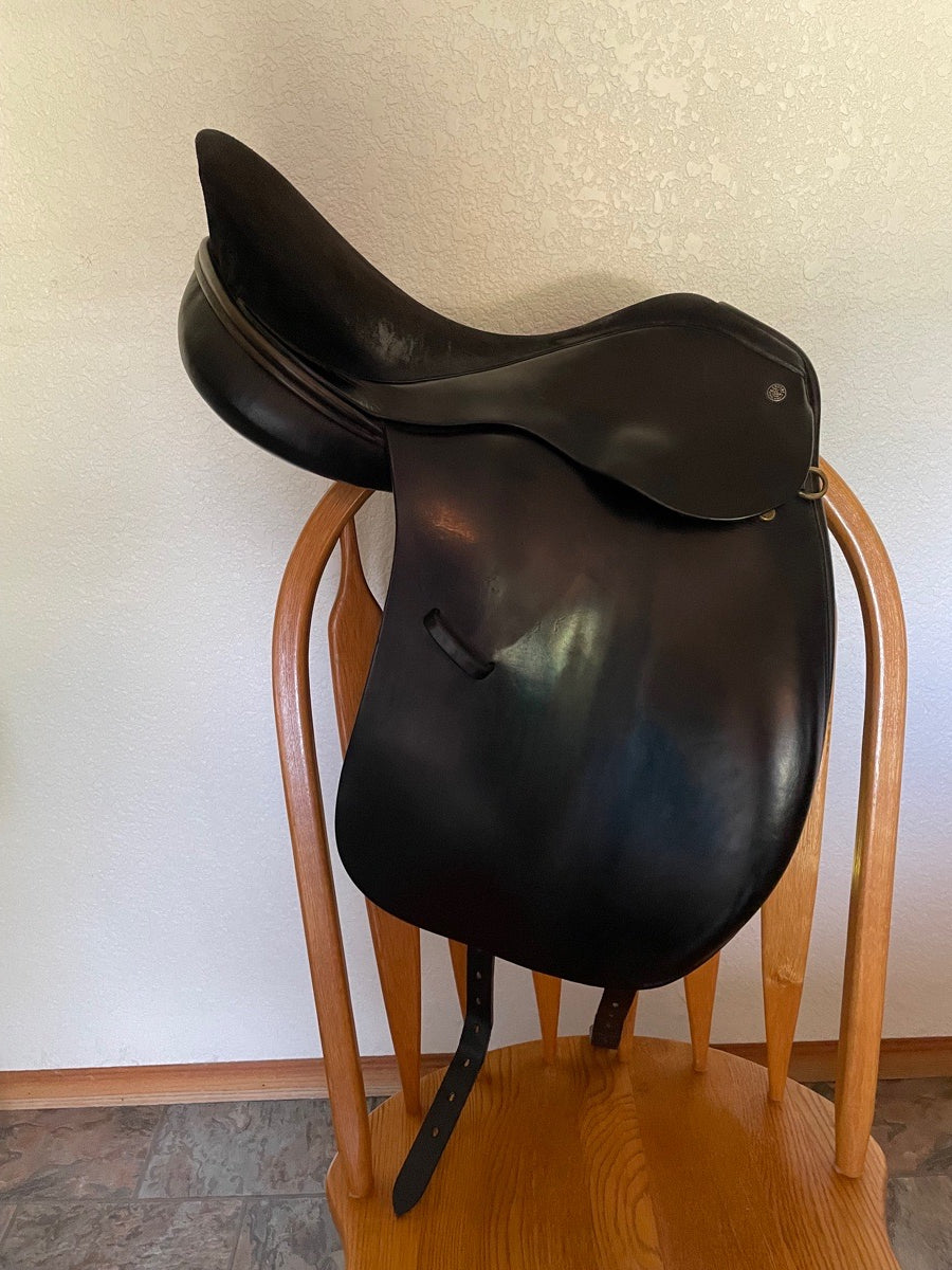 CROSBY Crosby Robert Dover Freestyle II dressage saddle (2)