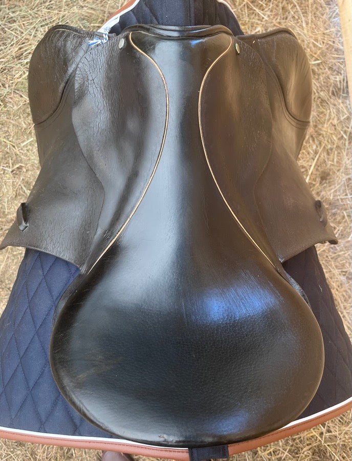 Other Berney Brothers Jump Saddle 18” N (5)
