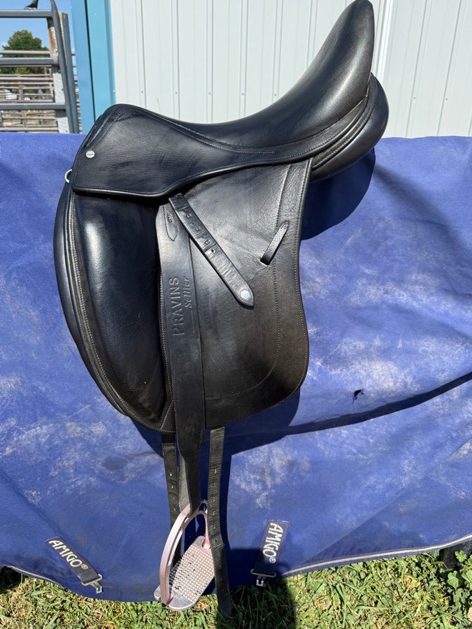 Other Beautiful L’Apogee Dressage Saddle