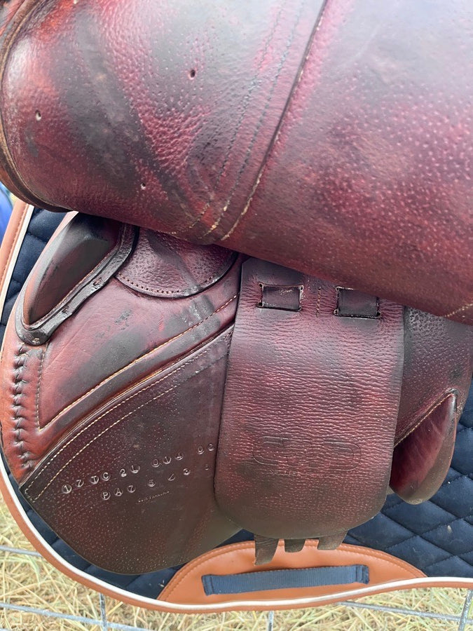 CWD CWD jump saddle 17” M (3)