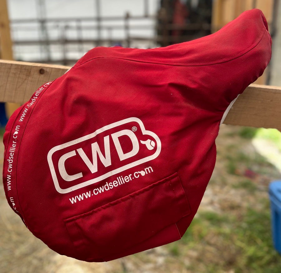 CWD CWD jump saddle 17” M (8)