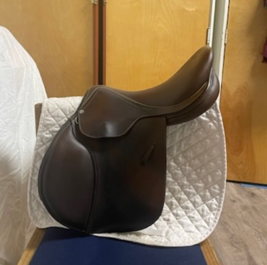 BUTET Rare L’Apogeé French Saddle (2)