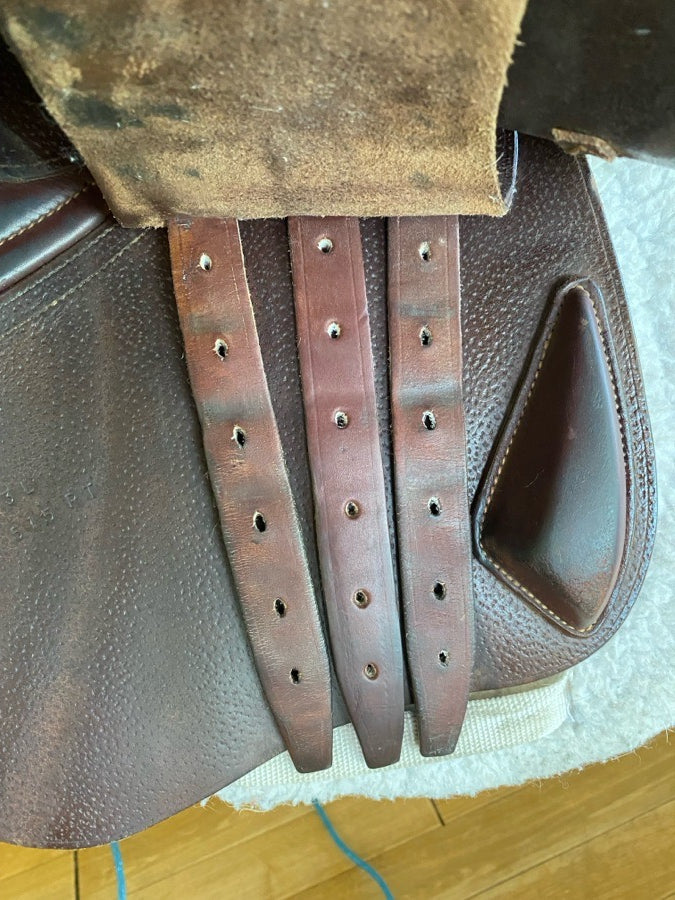 CWD CWD Saddle, 17.5” SE 01, 3L Flap (5)