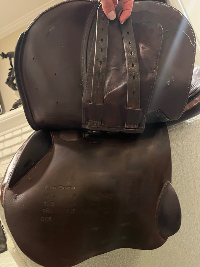 VOLTAIRE Voltaire Palm Beach saddle, 16.5” 2A Pro Panels, full buffalo (6)