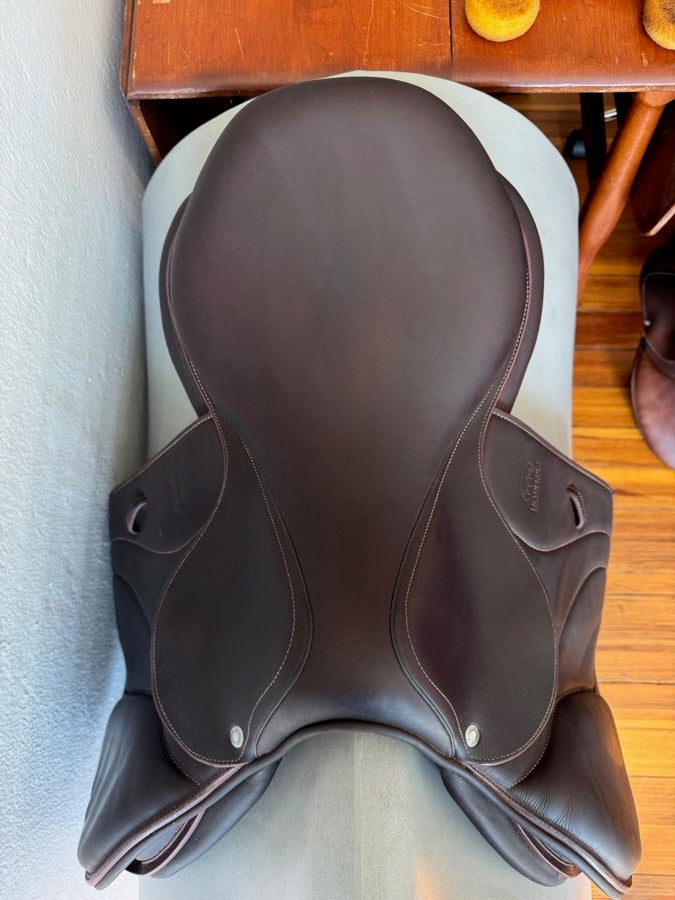 DEVOUCOUX 17.5” 2021 Devoucoux Biarritz O Saddle - 2AA - Full Buffalo (4)