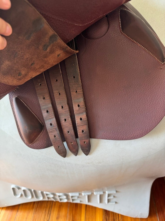 DEVOUCOUX 17.5” 2021 Devoucoux Biarritz O Saddle - 2AA - Full Buffalo (7)