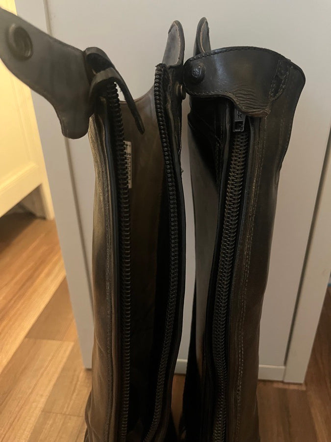 ARIAT tall boots (5)