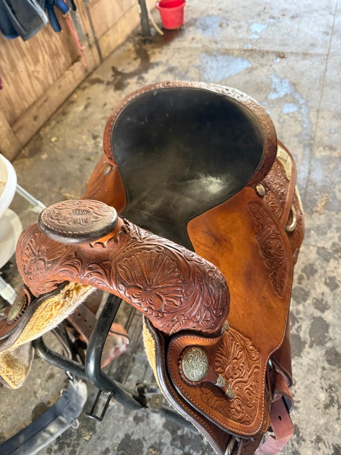 CIRCLE Y Circle Y Western Pleasure Saddle (3)