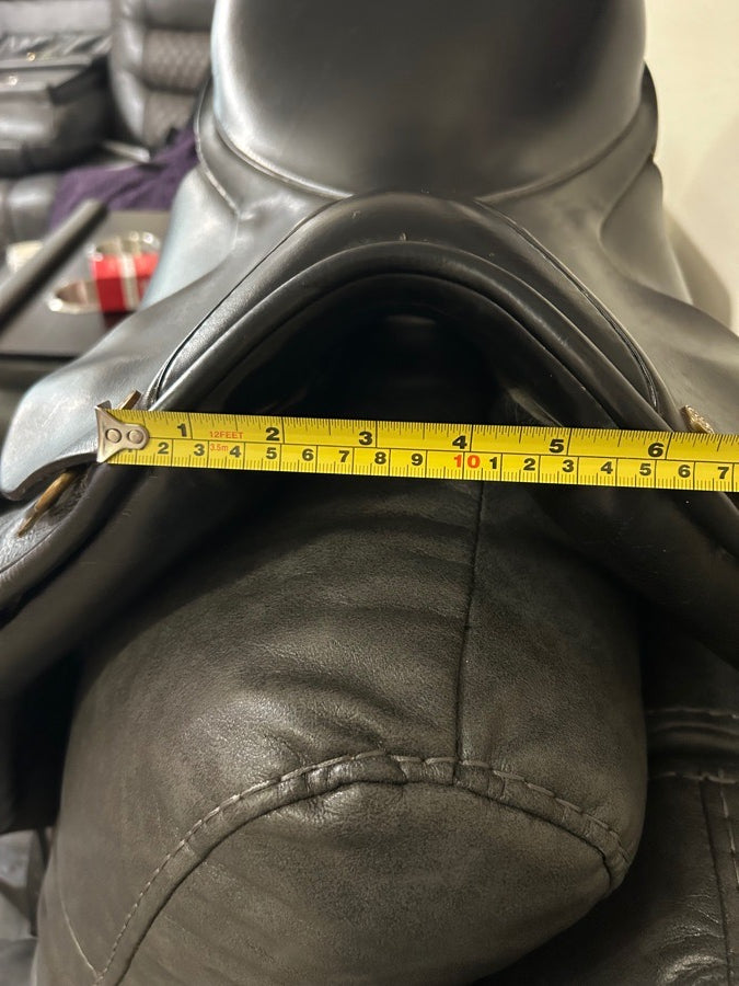 COLLEGIATE Collegiate Jessica 17.5” dressage saddle (7)