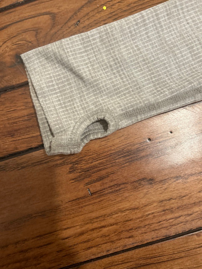 TKEQ TKEQ The 'KENNEDY' Seamless Long Sleeve grey shirt (3)