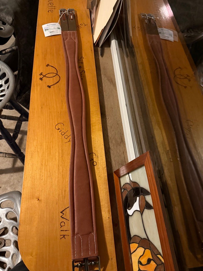AMERICAN EQUUS BRAND NEW 48” Americana Overlay Girth (2)