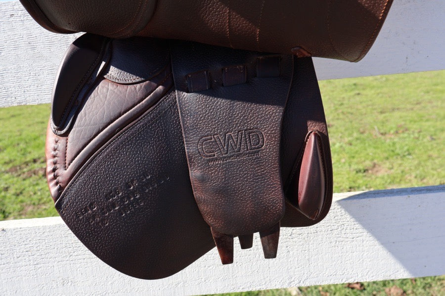 CWD CWD 17.5” Hunter/Jumper Saddle (4)
