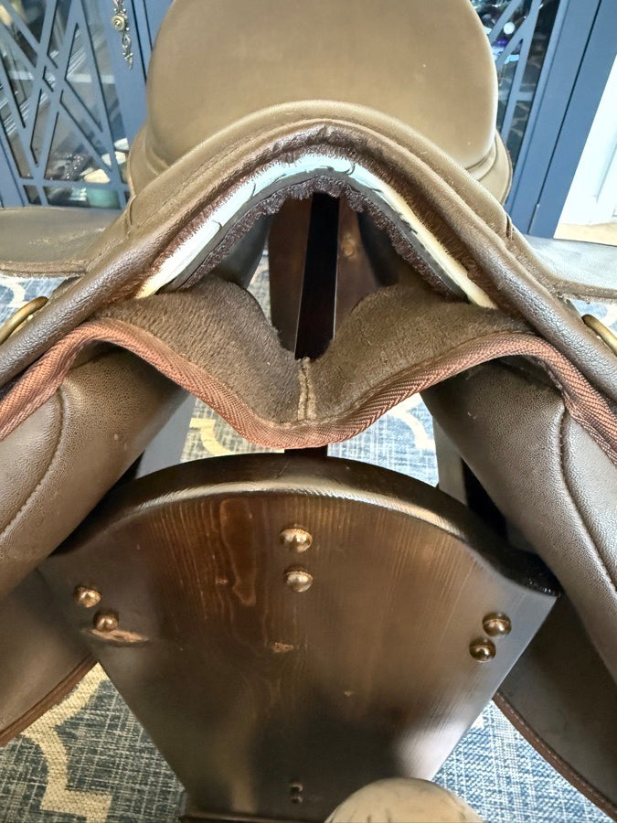 WINTEC 17” Brown Adjustable Wintec (“white” ie X Wide) (5)