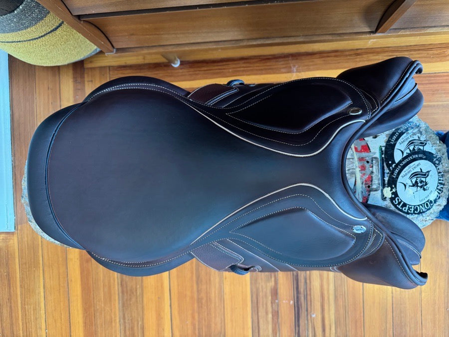 CWD 17.5” 2022 CWD SE32 Mademoiselle 2Gs Saddle - 3C Flaps - Full Buffalo - LIKE NEW (3)