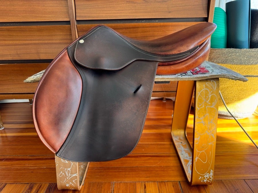 BUTET 16.5” 2005 Butet Saumur Jump Saddle (2)
