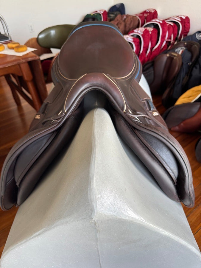 CWD 17.5” 2019 CWD SE32 Mademoiselle 2Gs Saddle - #2 (5)