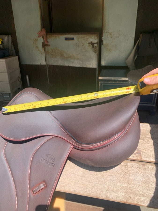 DEVOUCOUX New 17” Devoucoux Biarritz O Saddle (5)