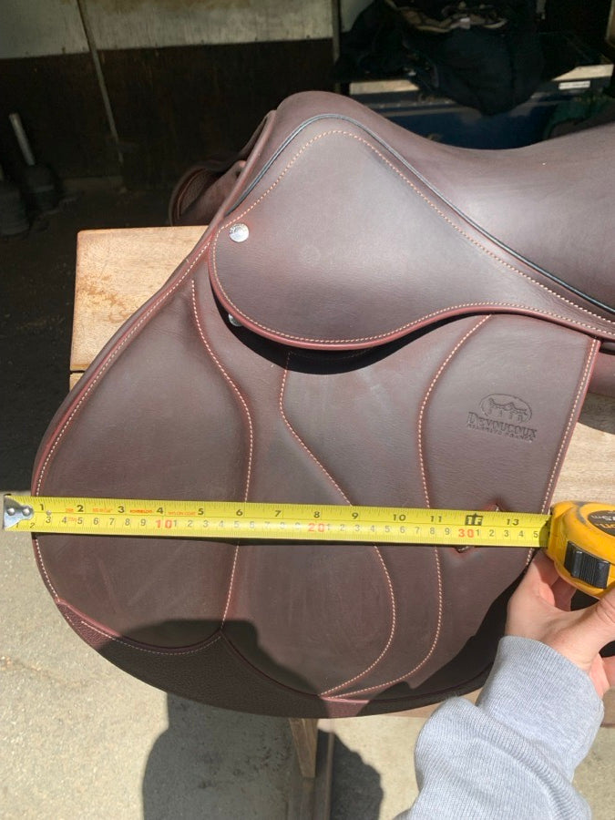 DEVOUCOUX New 17” Devoucoux Biarritz O Saddle (7)