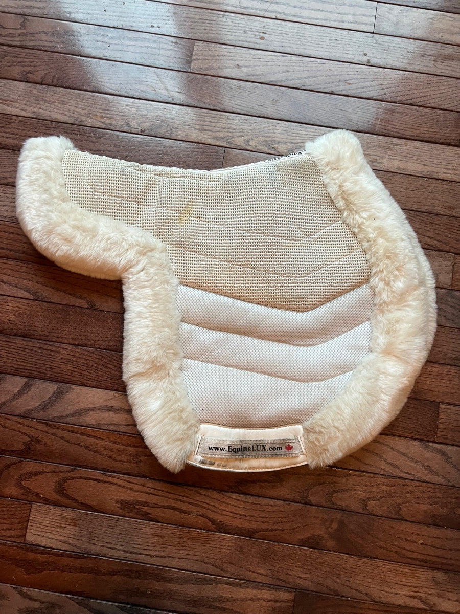 Other Equine LUX Easy Adjustable Sheepskin Show Pad (2)