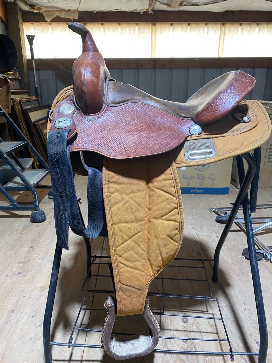 14" Fabtron, half synthetic western saddle