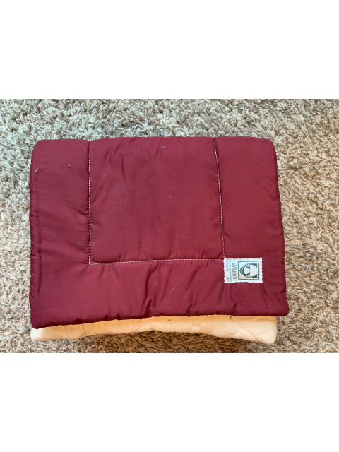 Wilker’s Maroon Pillow Wraps