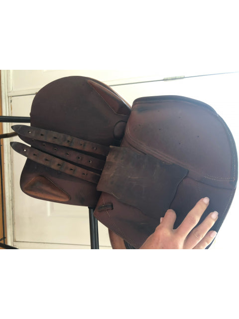 Devoucoux Biarittz Socoa 2014 17" Saddle