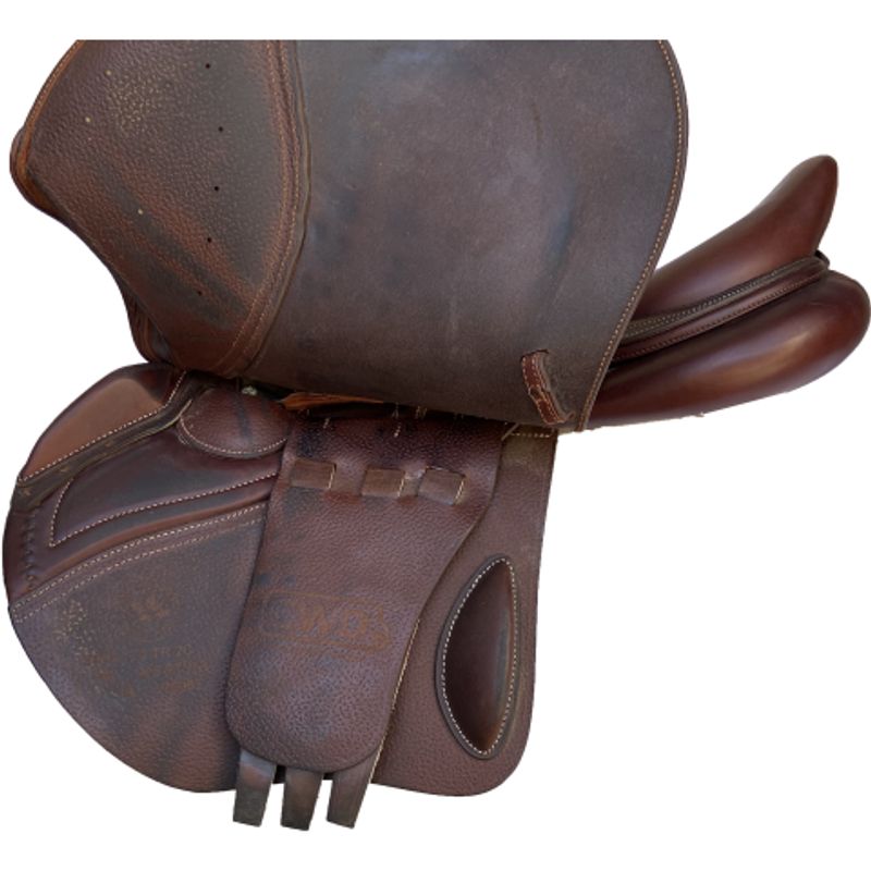 CWD Hunter/Jumper SE02 | 17" | 2C Flaps