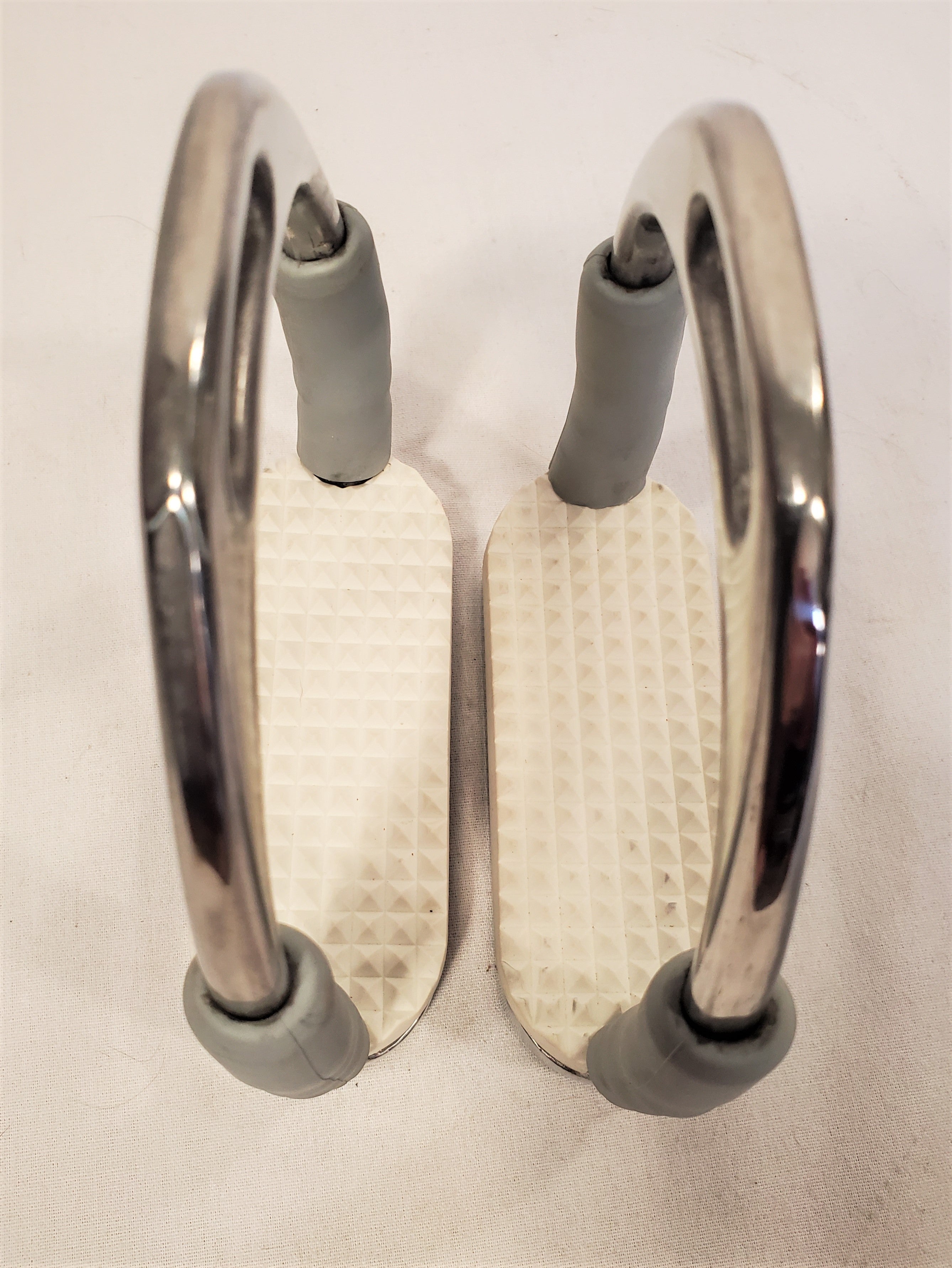 Centaur Jointed Stirrup Irons - 4.25"