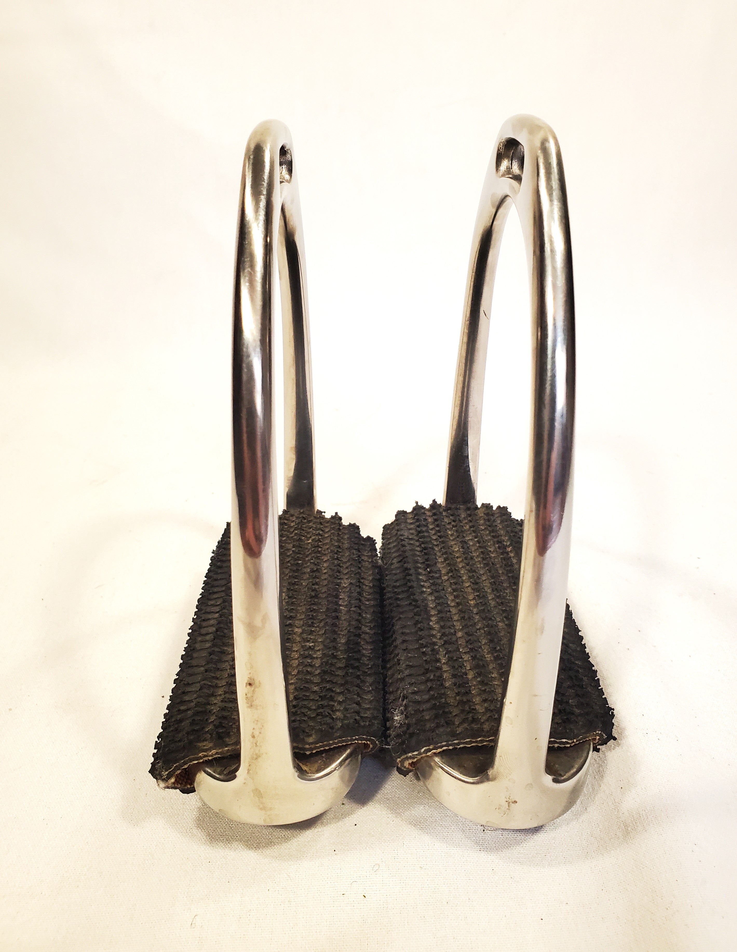 Fillis Stirrups with Comfort Pads - 4.5"