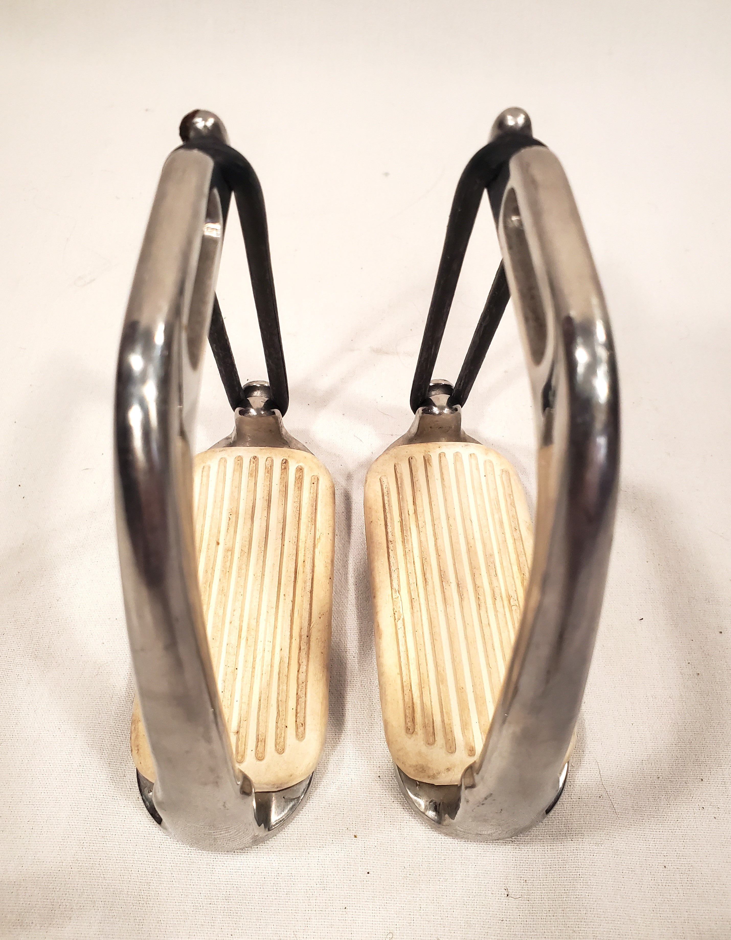 Prussian Peacock Stirrups - 4.25"