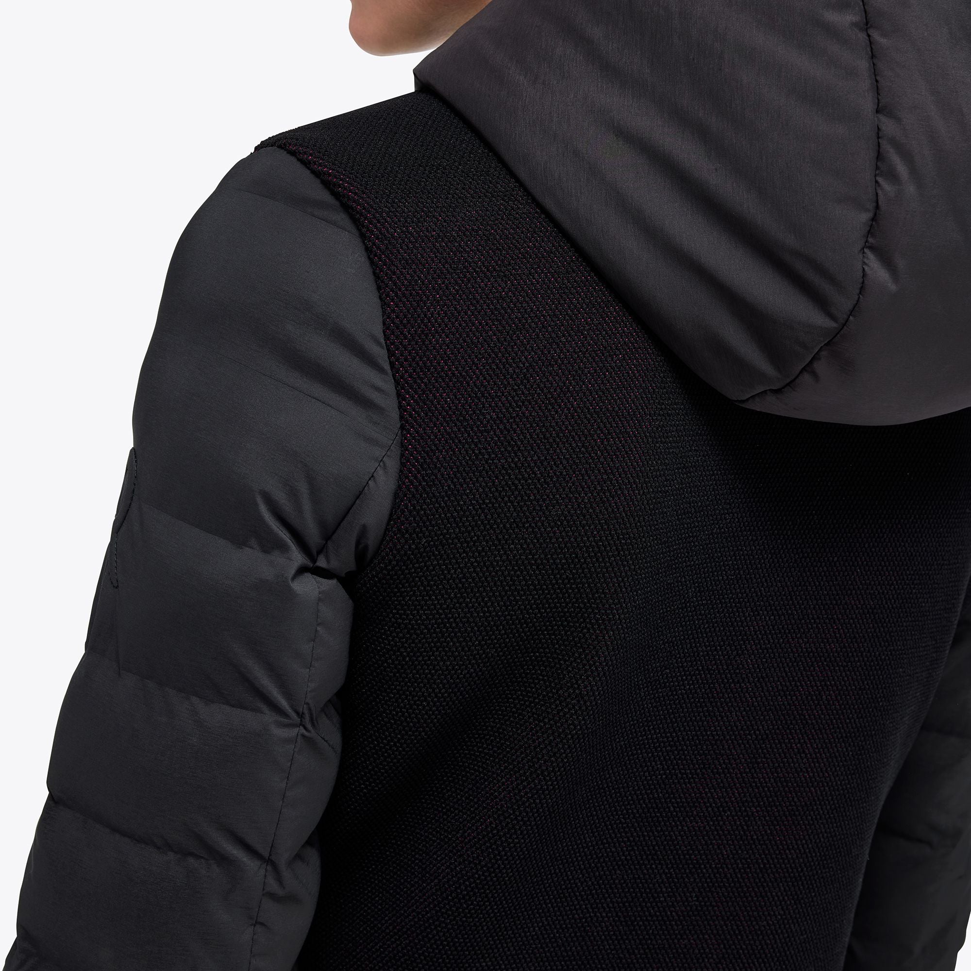 🌟 New - 50% OFF 🌟 Revo Hooded Nylon Puffer w/ Tech Knit Back